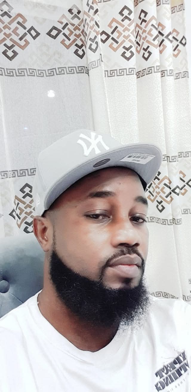 CJ, the barber behind CJ Barbers Shop Ltd